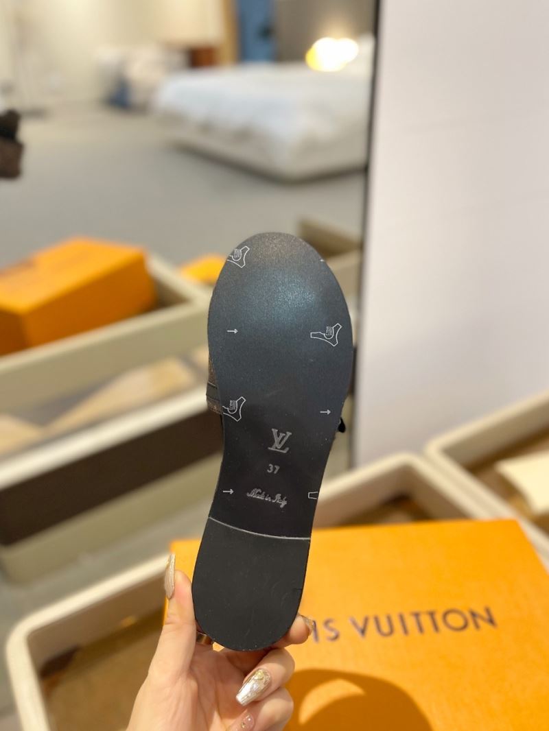 Louis Vuitton Slippers